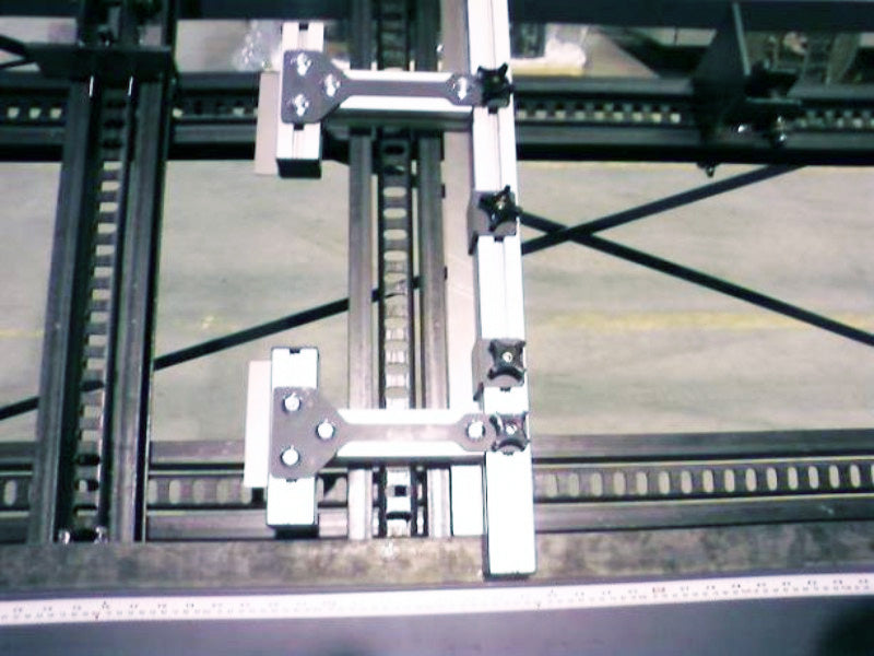 Doucet RDM - Single Door Assembly - Rotary Clamp for Cope and  Stick Doors - Small Part Insert Photo 2